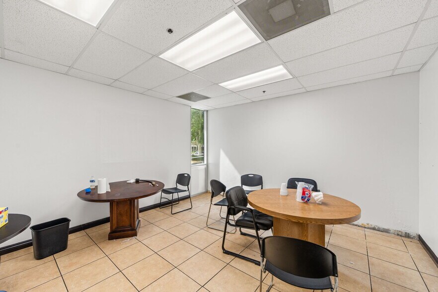 More Photos Of 751 Via Lata, Colton Manufacturing For Sale