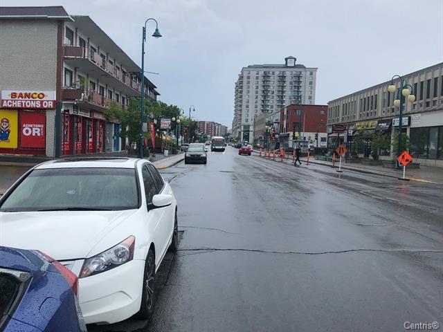 More Photos Of 5270-5330 Jean-Talon Rue, Montréal Storefront Retail Office For Lease