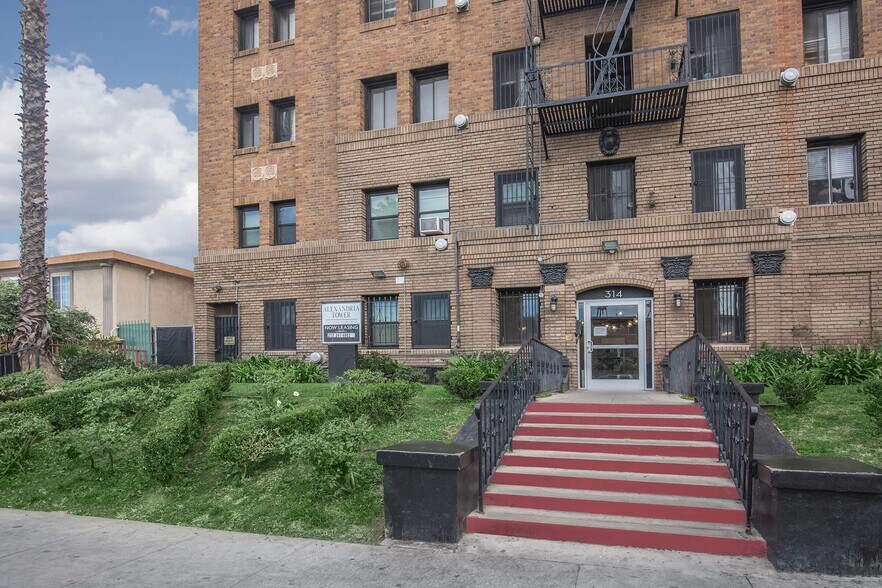 More Photos Of 314 S Alexandria Ave, Los Angeles Apartments For Sale