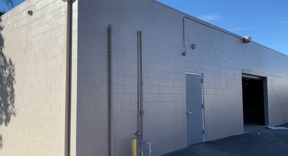 More Photos Of 253 N Rebecca St, Pomona Manufacturing For Sale