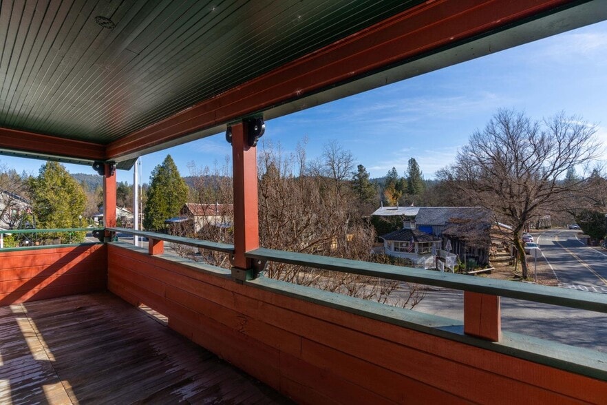 More Photos Of 21335 Consolation Rd, Volcano Storefront Retail Office For Sale