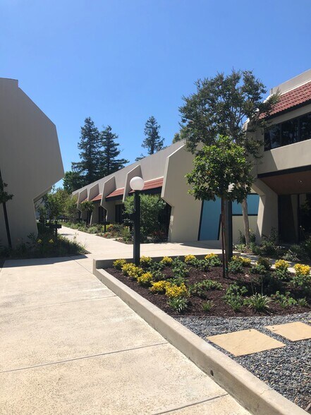 More Photos Of 9253-9259 Eton Ave, Chatsworth Warehouse For Lease