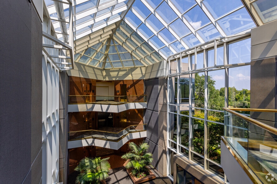 More Photos Of 1 Burton Hills Blvd, Nashville Unknown For Sale