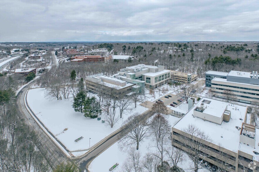 More Photos Of 65 Hayden Ave, Lexington Research And Development For Lease