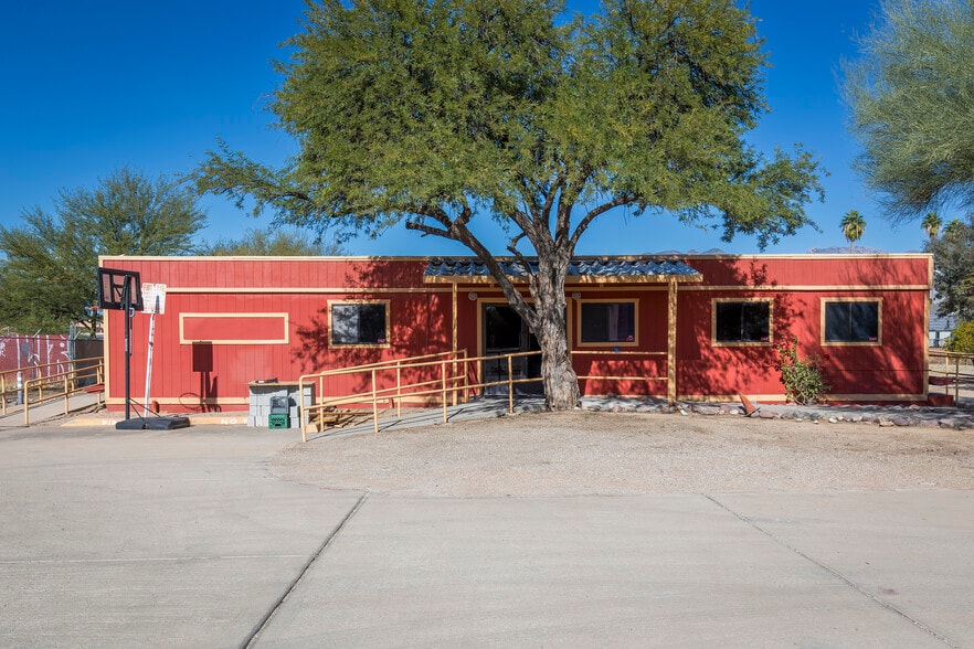 More Photos Of 3767 E Grant Rd, Tucson Office For Sale
