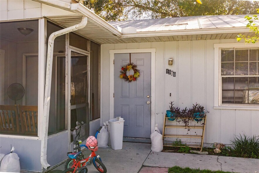 More Photos Of 1956 SE Cherry Dr, Arcadia Specialty For Sale