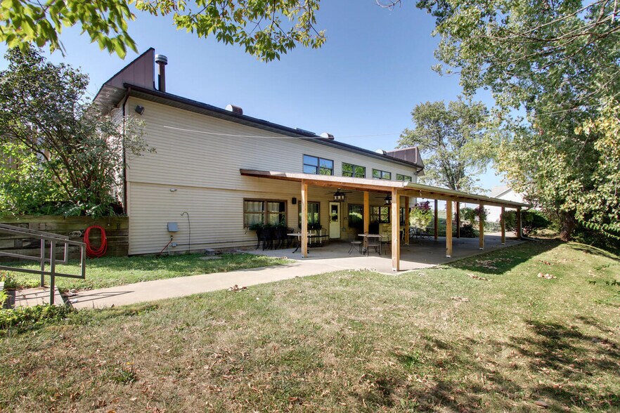 More Photos Of 4403 Broadway St, Quincy Office For Lease
