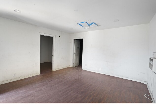 More Photos Of 4901 Telegraph Rd, East Los Angeles Flex For Sale