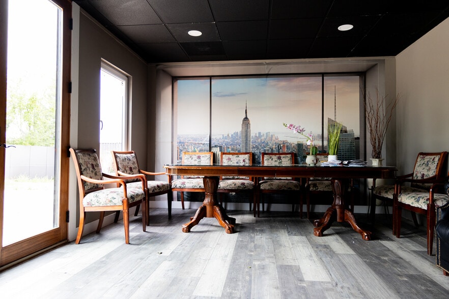 More Photos Of 7931 Valley Falls Rd, Spartanburg Loft Creative Space For Lease