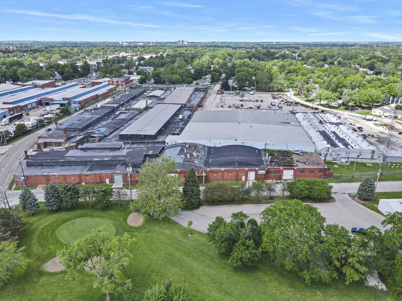 Primary Photo Of 1201 Bell St, Bloomington Warehouse For Lease