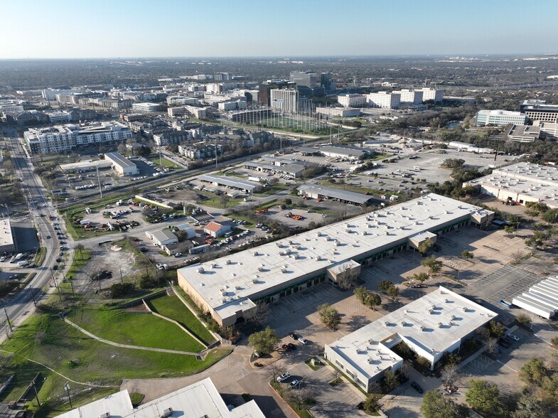 More Photos Of 2214 Braker Ln, Austin Distribution For Lease