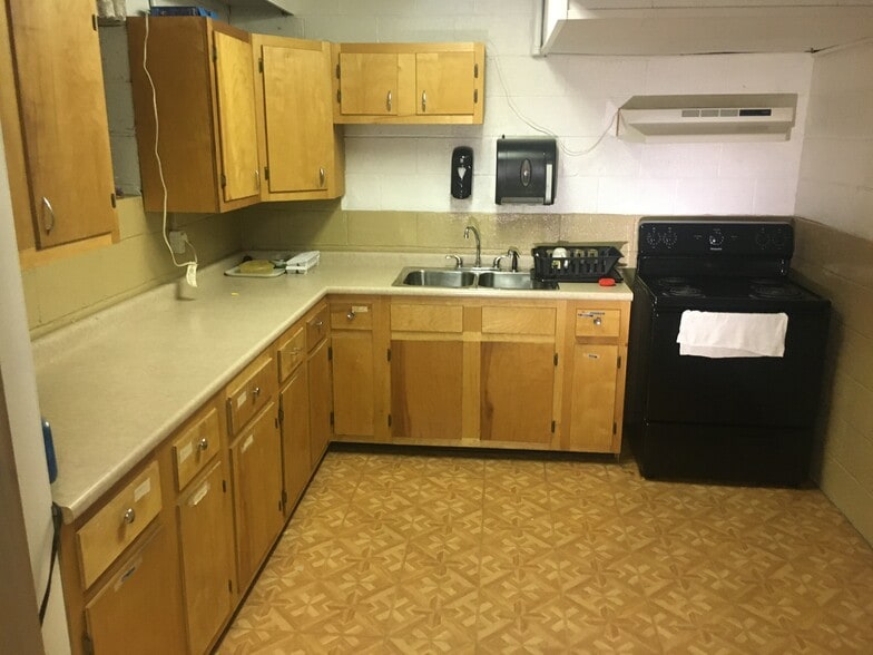 More Photos Of 4410 Lewis Ave, Toledo Religious Facility For Sale