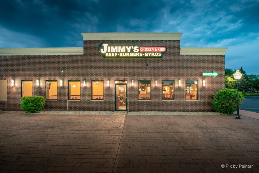 More Photos Of 551 S 8th St, West Dundee Restaurant For Sale