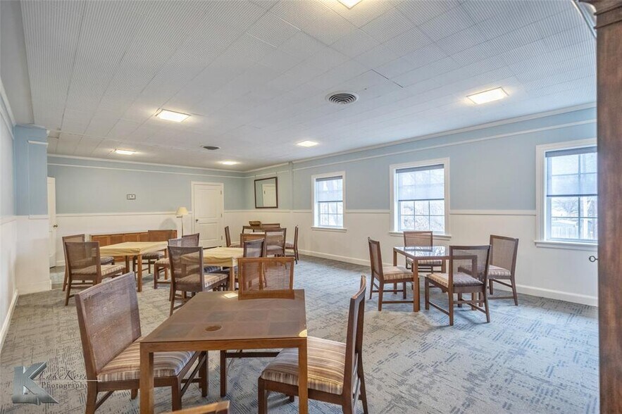More Photos Of 3425 S 14th St, Abilene Lodge Meeting Hall For Sale