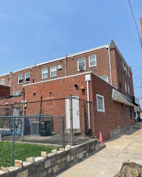 More Photos Of 2414 Rhawn St, Philadelphia Apartments For Lease