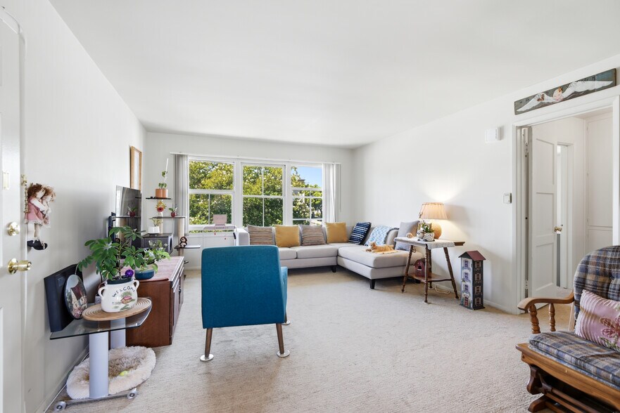 More Photos Of 1620 Larch St, Alhambra Multifamily For Sale