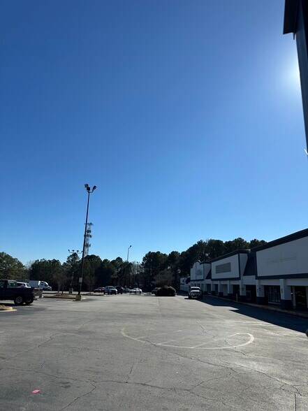 More Photos Of 1171-1181 S Hairston Rd, Stone Mountain Supermarket For Sale