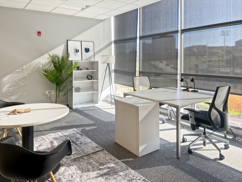 More Photos Of 1433 N Water St, Milwaukee Coworking Space