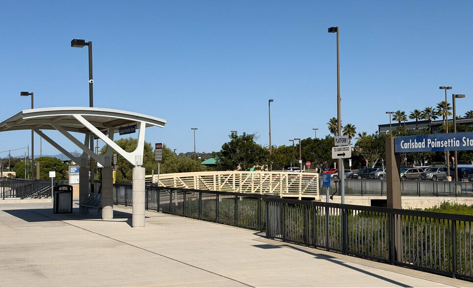 More Photos Of 6801 Embarcadero Ln, Carlsbad Apartments For Sale