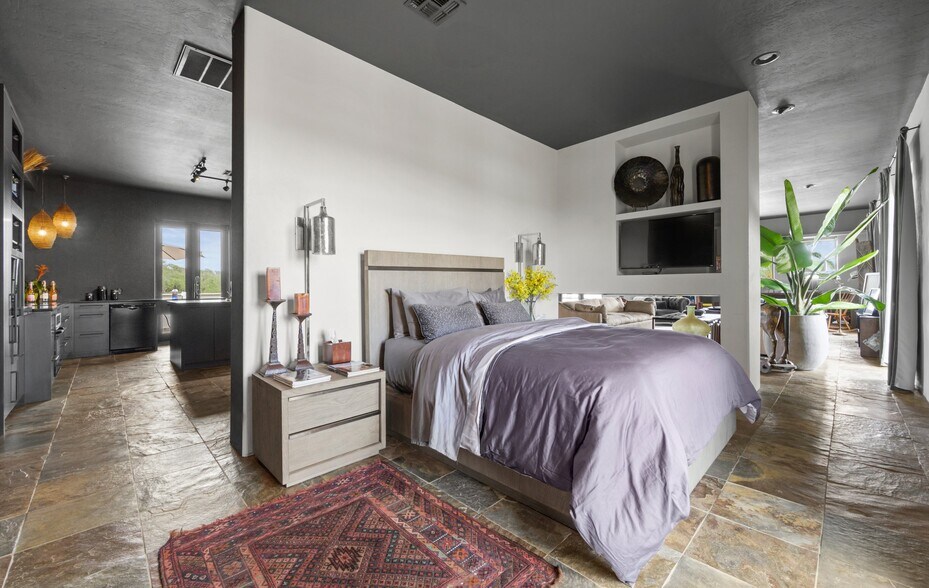 More Photos Of 1703 Highway 35 S, Rockport Office Residential For Lease