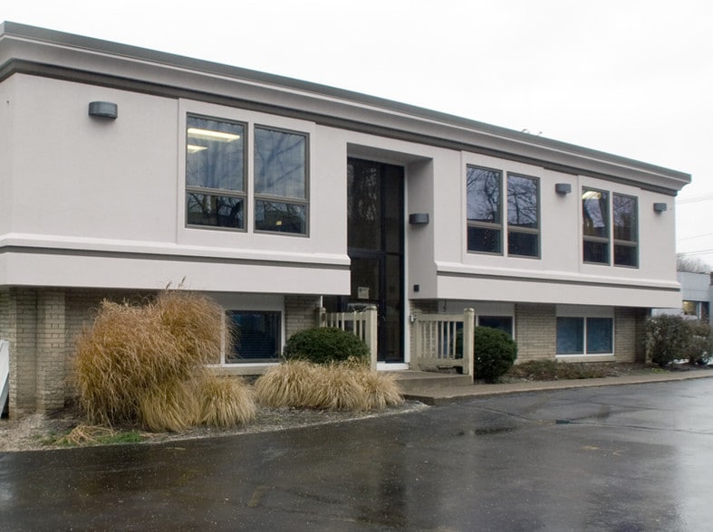 More Photos Of 1157 Fairport Rd, Fairport Medical For Lease