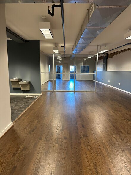More Photos Of 219 Hay St, Fayetteville Storefront Retail Office For Lease