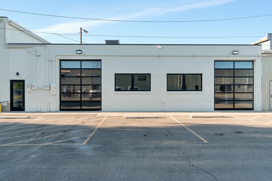 More Photos Of 830 S 500 W, Salt Lake City Warehouse For Lease