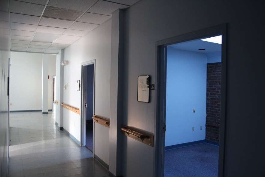 More Photos Of 162 Hegeman Ave, Colchester Medical For Lease