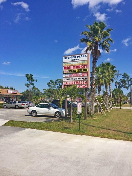 More Photos Of 5371 10th Ave N, Greenacres Storefront Retail Office For Lease