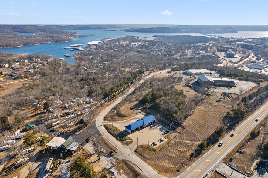 More Photos Of 85 Kimberling Blvd, Kimberling City Specialty For Sale