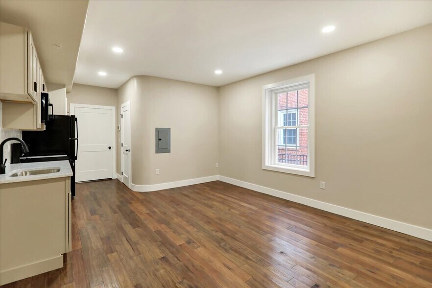 More Photos Of 241 S 5th St, Reading Apartments For Sale