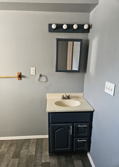 More Photos Of 464 Main St, New Milford Storefront Retail Office For Sale