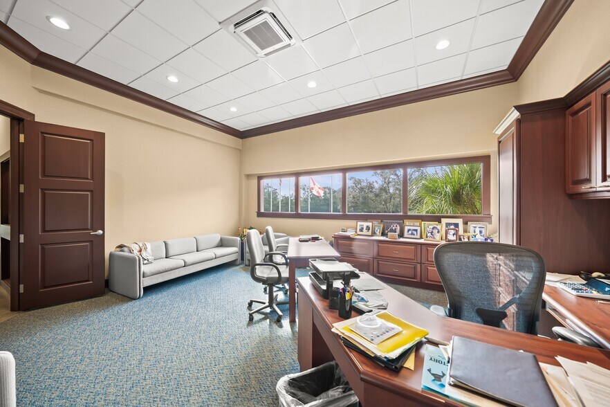 More Photos Of 7680 Matoaka Rd, Sarasota Office For Sale