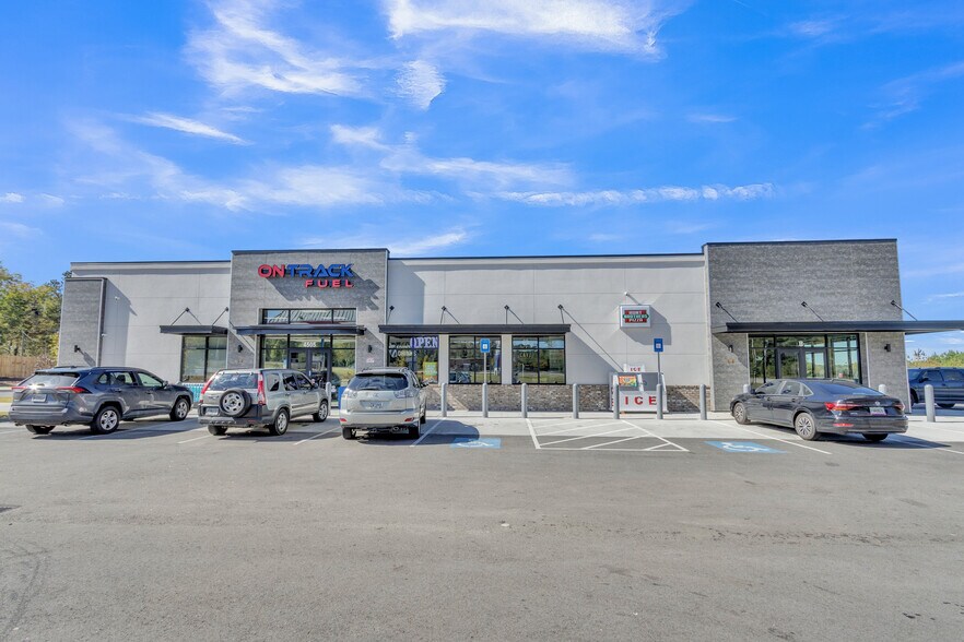 More Photos Of 4505 Windsor Spring Rd, Hephzibah Convenience Store For Lease