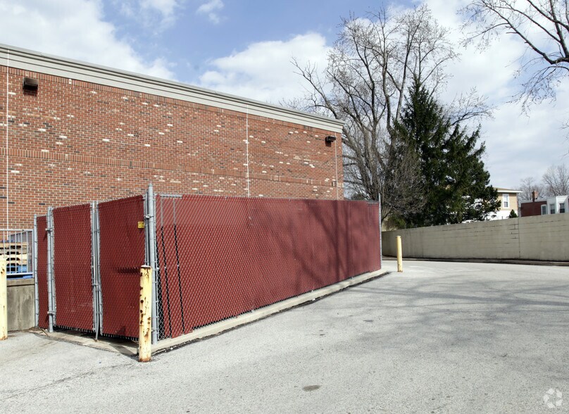 More Photos Of 702 Chester Pike, Sharon Hill Drugstore For Lease