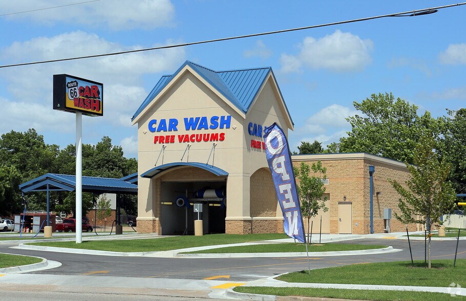 Primary Photo Of 219 N Mission Dr, Sapulpa Carwash For Sale
