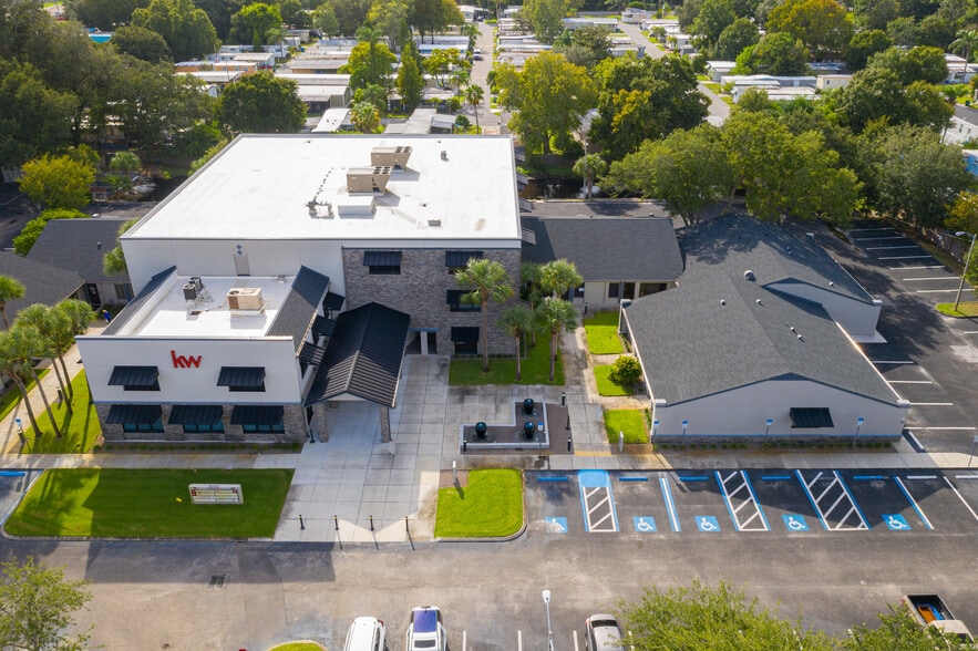 More Photos Of 30522 US Highway 19 N, Palm Harbor Office For Lease