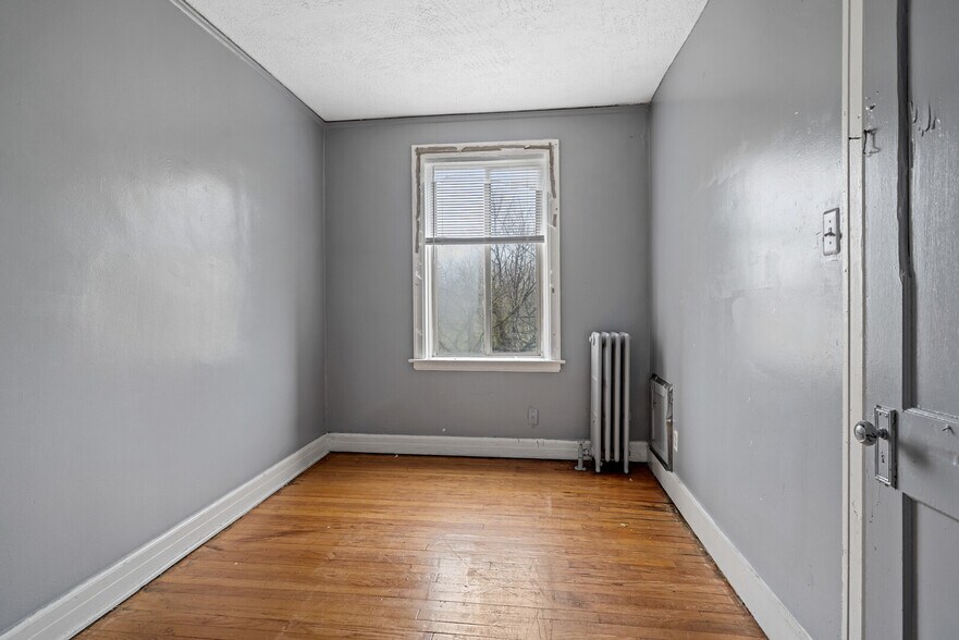 More Photos Of 1055 Philip St, Detroit Apartments For Sale
