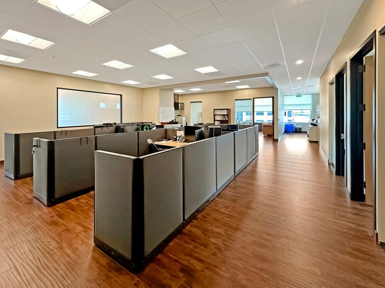 More Photos Of 19210 S Vermont Ave, Gardena Loft Creative Space For Sale