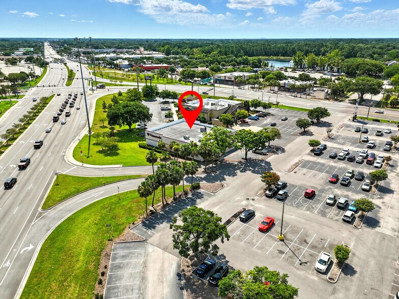More Photos Of 9480 Arlington Expy, Jacksonville Freestanding For Sale
