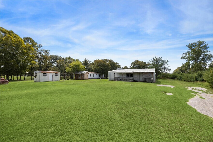 More Photos Of 4343 Buller Rd, Pattison Land For Sale