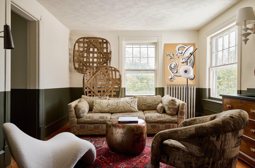 More Photos Of 173 E Chestnut St, Asheville Hotel For Sale