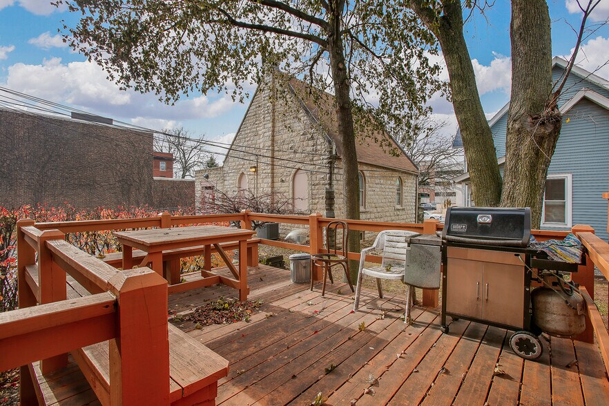 More Photos Of 16-22 E Benton Ave, Naperville Apartments For Sale