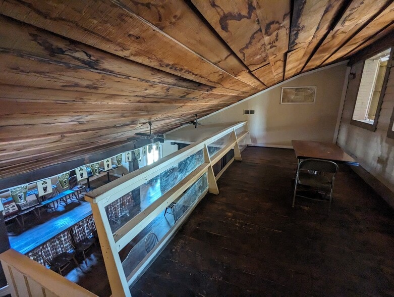 More Photos Of 17 Main St, Ballston Lake Restaurant For Lease