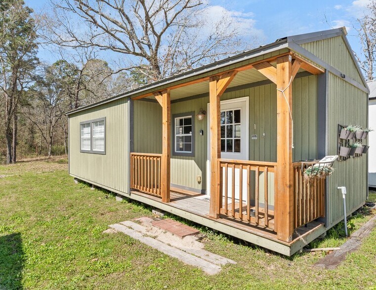 More Photos Of 6776 FM 356, Trinity Trailer Camper Park For Sale