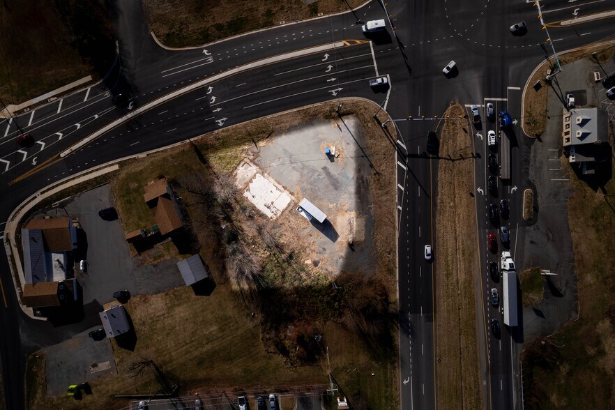 More Photos Of 8964 Seminole Trail Trl, Ruckersville Land For Lease