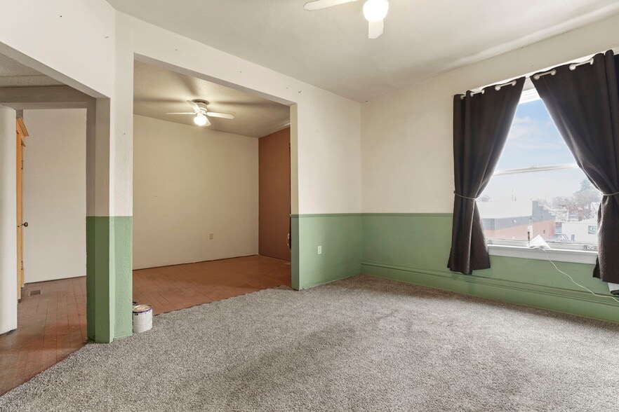 More Photos Of , Spokane General Retail For Sale