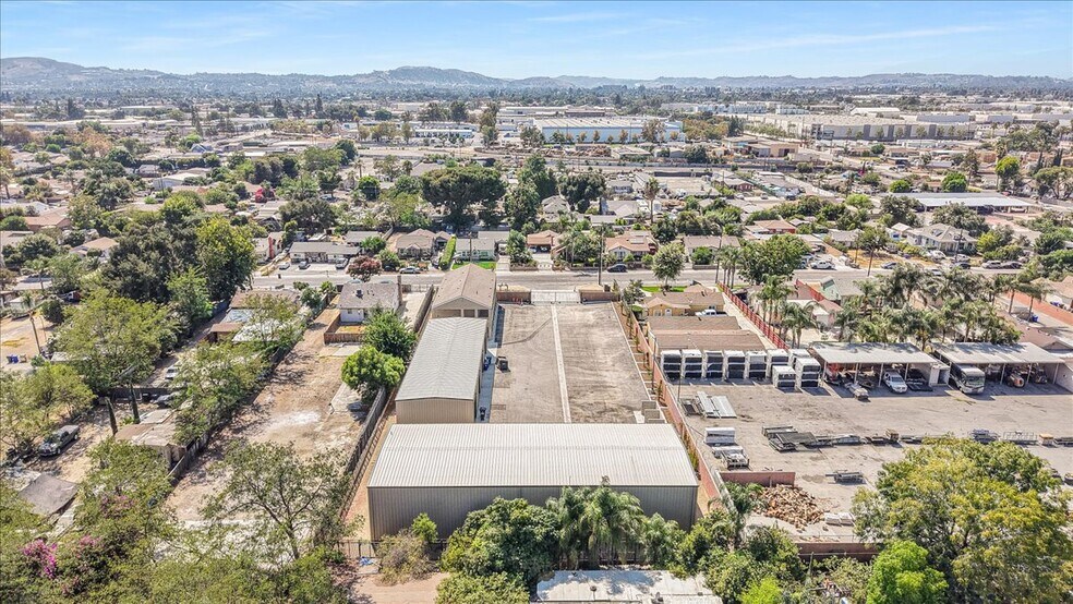 More Photos Of 11185 Roswell Ave, Pomona Warehouse For Lease