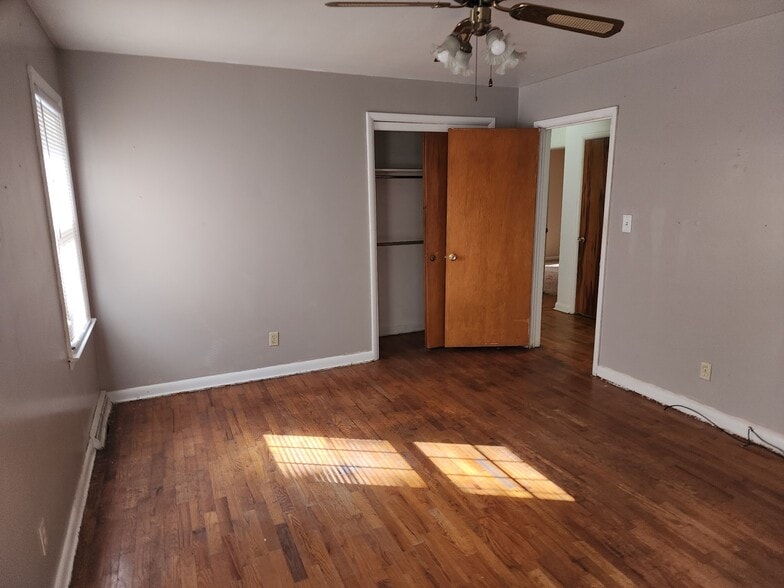 More Photos Of 104 Frazier St, Cumberland Religious Facility For Sale