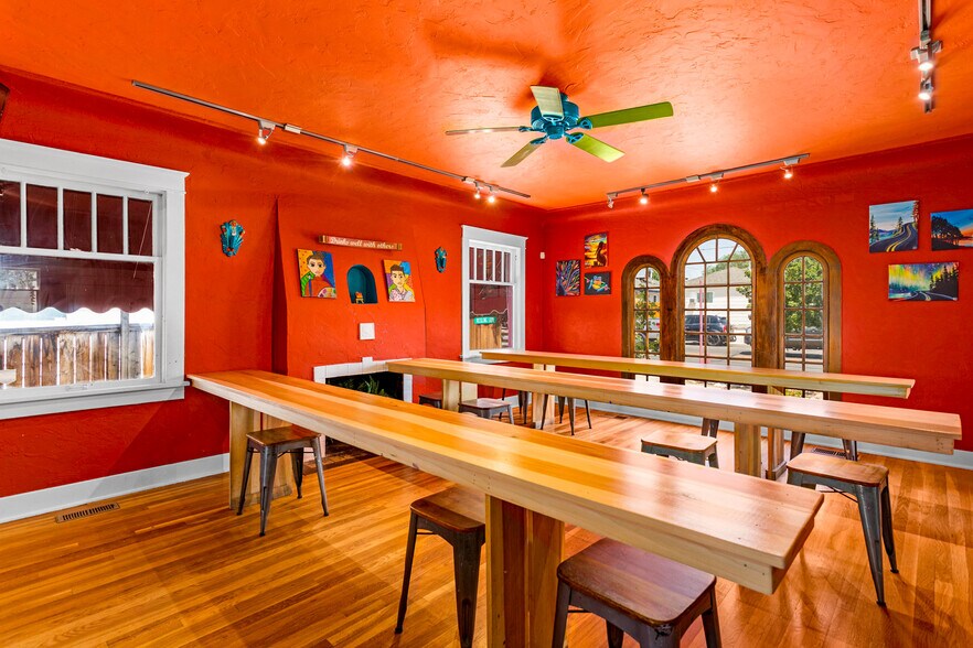 More Photos Of 146 Vassar St, Reno Freestanding For Sale